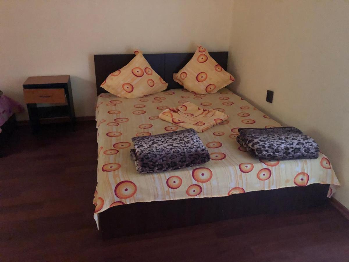 Hotel Casa Cleopatra Două Mai Extérieur photo
