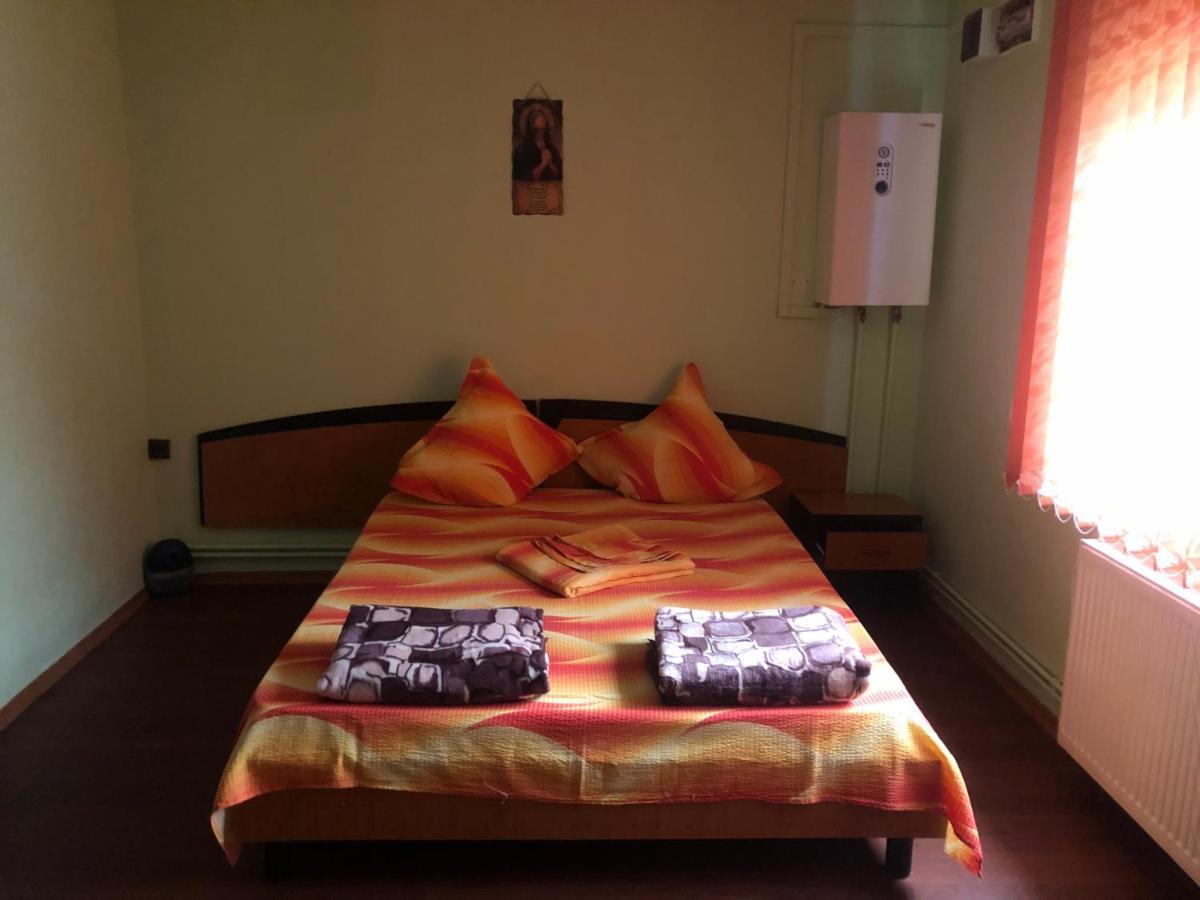 Hotel Casa Cleopatra Două Mai Extérieur photo